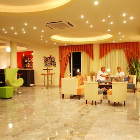 Ermioni Hotel Paralia Kourna Eksteriør bilde
