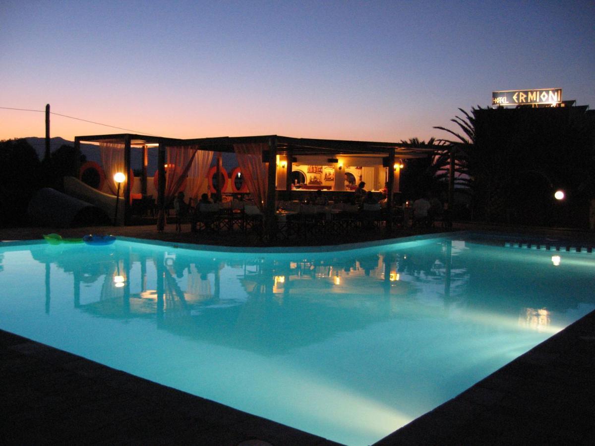 Ermioni Hotel Paralia Kourna Eksteriør bilde